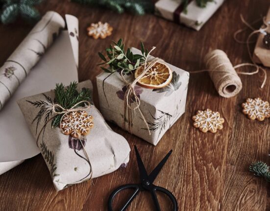 Sustainable Gift Wrapping Ideas for Christmas
