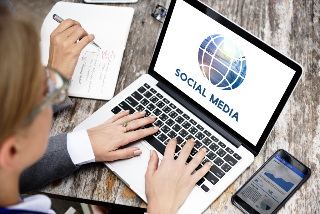 social media as a source of income